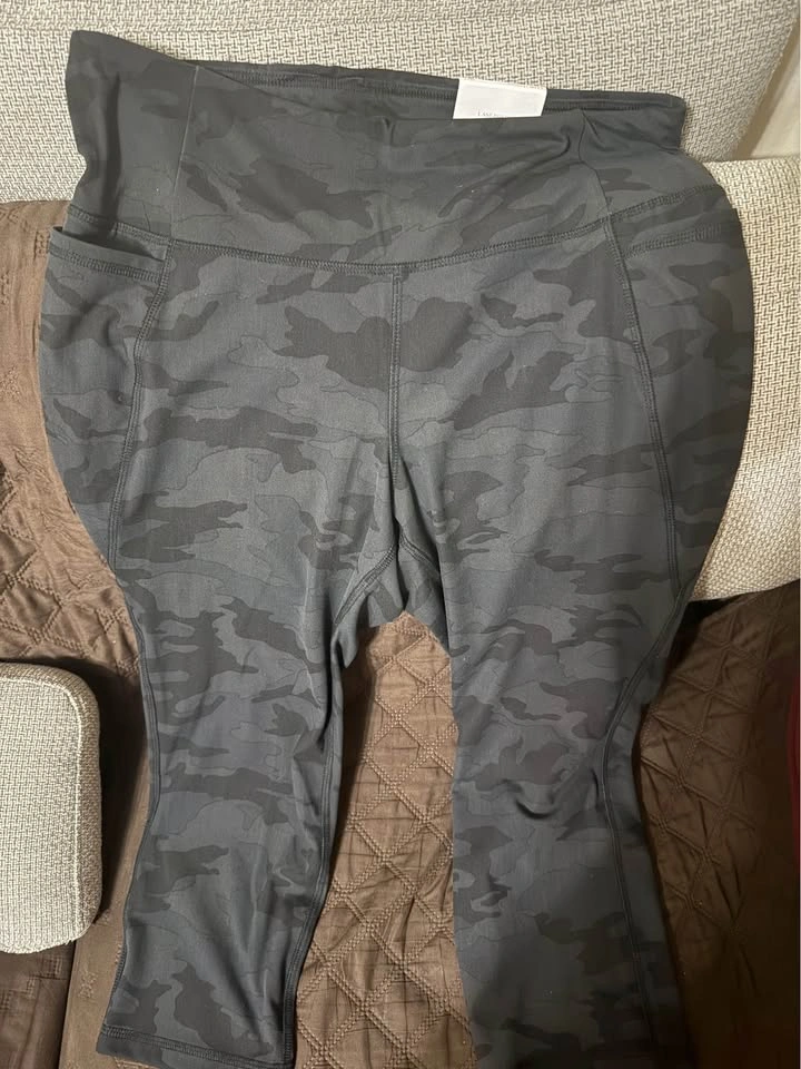 Lane Bryant capri legging - photo 2