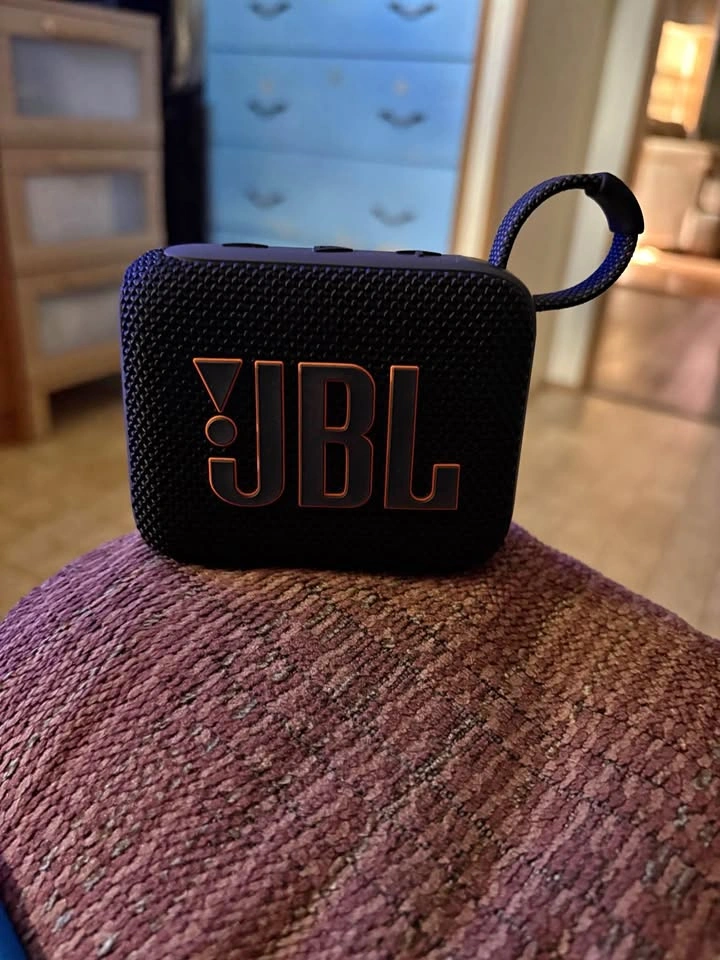 JBL Go 4