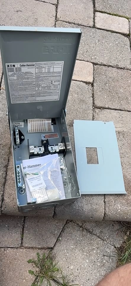 Cutler-Hammer CH50SPA Electrical Panel - photo 3
