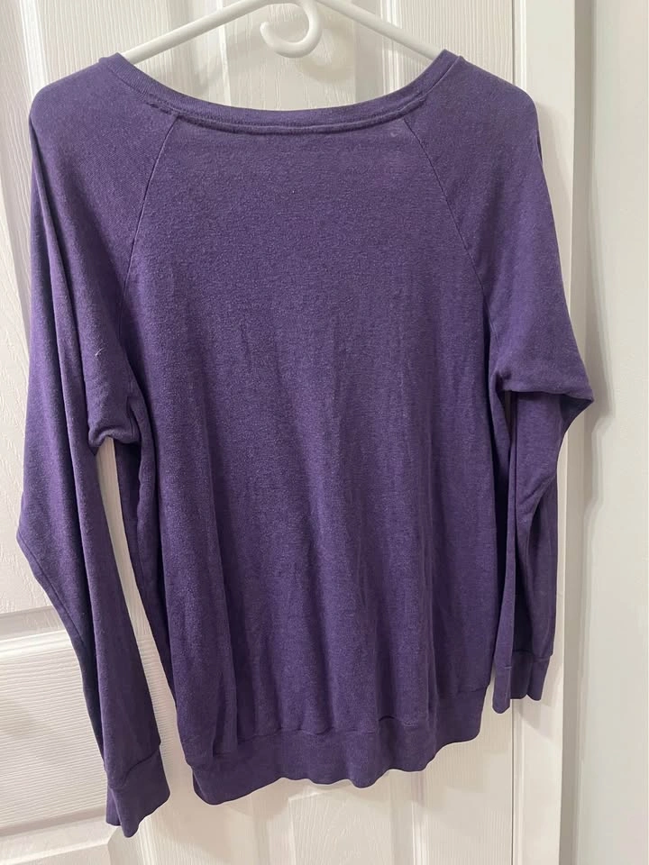 TNA Purple Long Sleeve V-Neck Top – Women’s Size M - photo 2