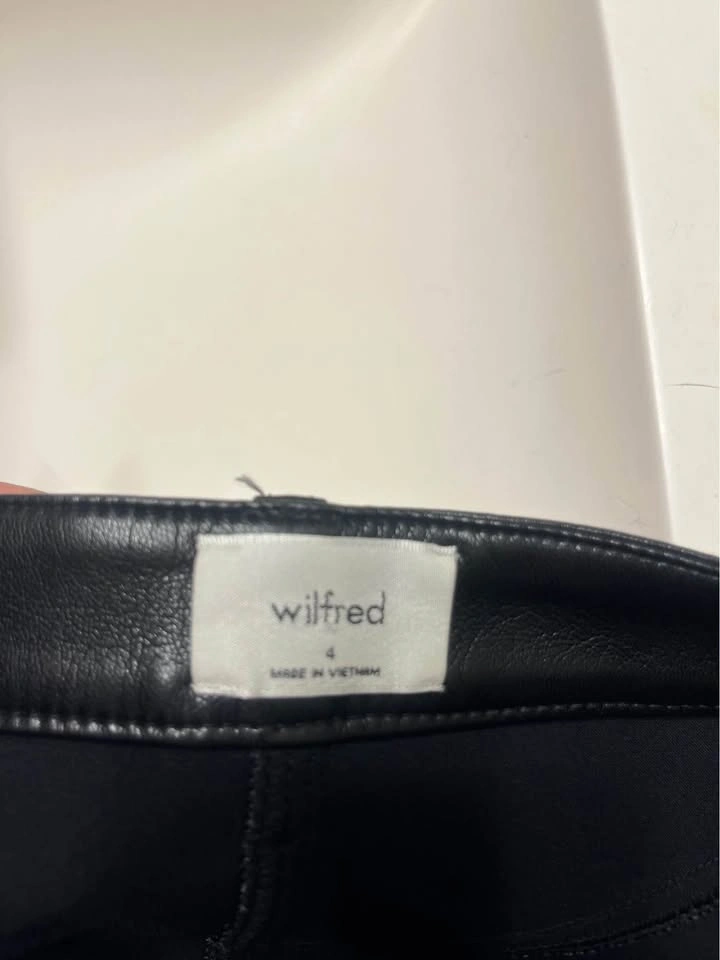 Aritzia Wilfred Vegan Leather Cropped Pants – Women’s Size 4 - photo 4