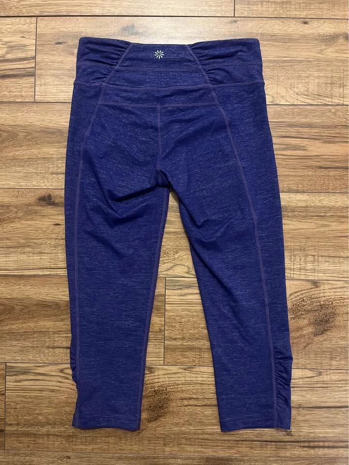 Athleta Purple Ruched Capri Leggings – Women’s XS - photo 2
