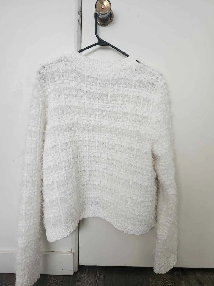 H&M Divided Cream Fuzzy Textured Cardigan NWT - photo 2
