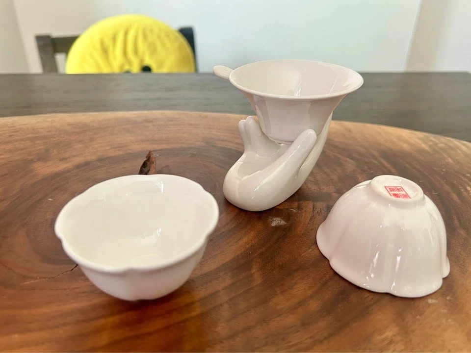 White Porcelain Tea Cup Set - photo 2