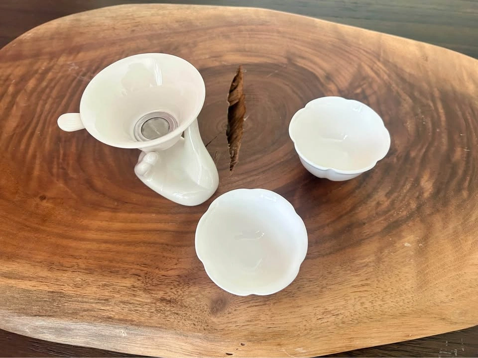 White Porcelain Tea Cup Set - photo 4