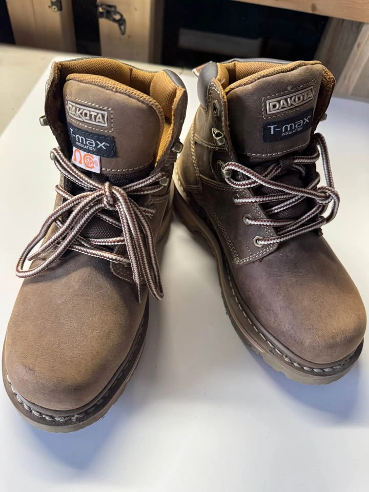 Dakota T-Max Insulated Work Boots Size 7W - photo 4