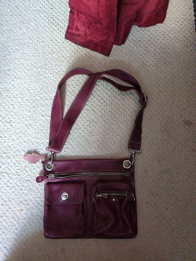 Vintage Roots Canada Red Leather Villager Crossbody Bag