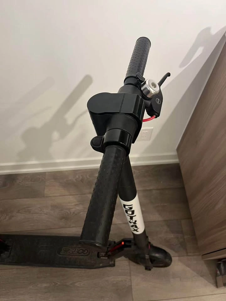 Gotrax Electric Scooter - photo 4