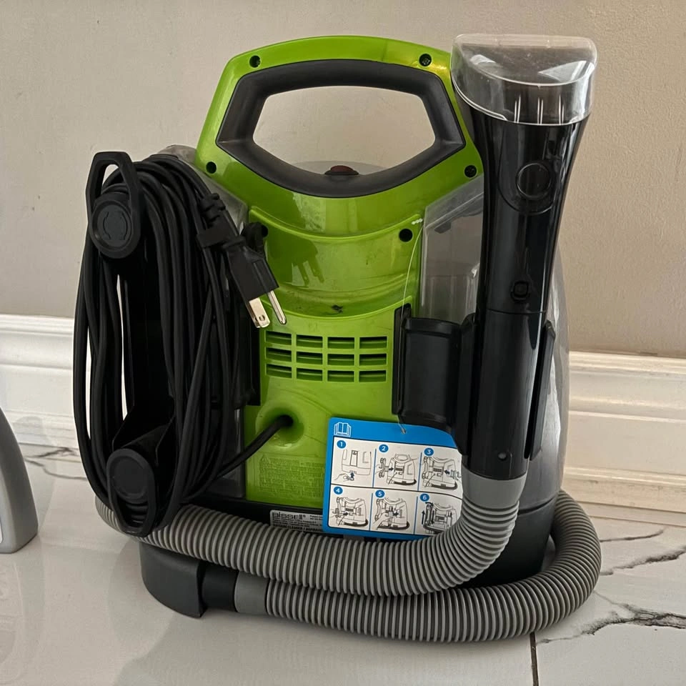 Bissell Portable Carpet Cleaner - photo 2