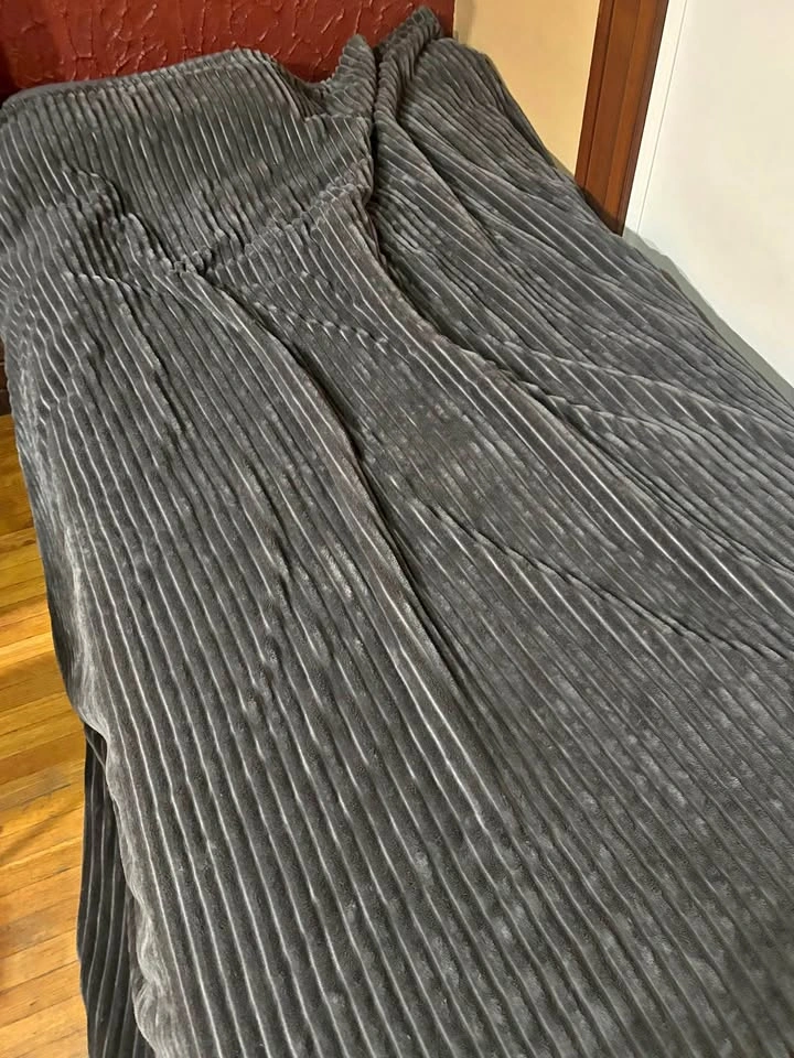 Home Design Sherpa Blanket