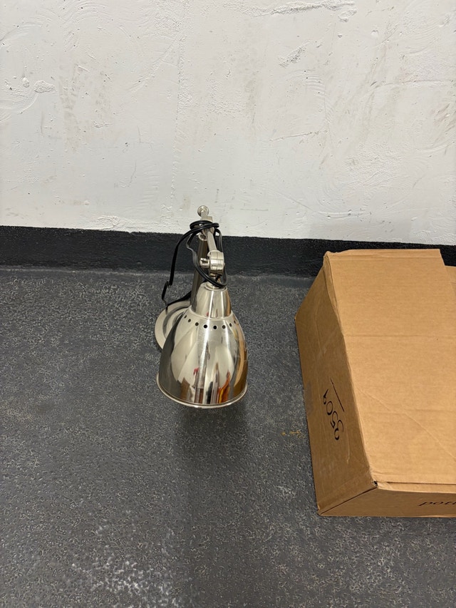 Pottery Barn Table Lamp - photo 3