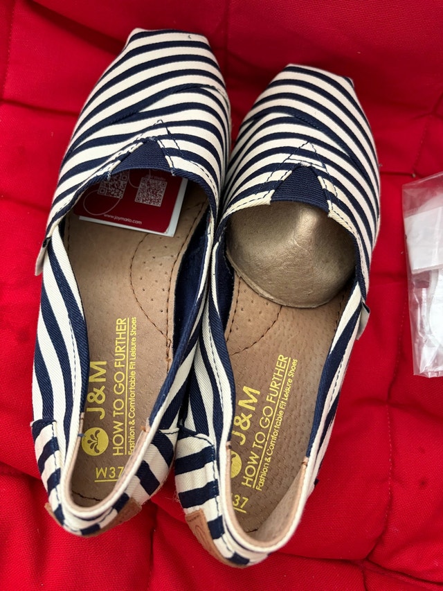 J&M Shoes - photo 5