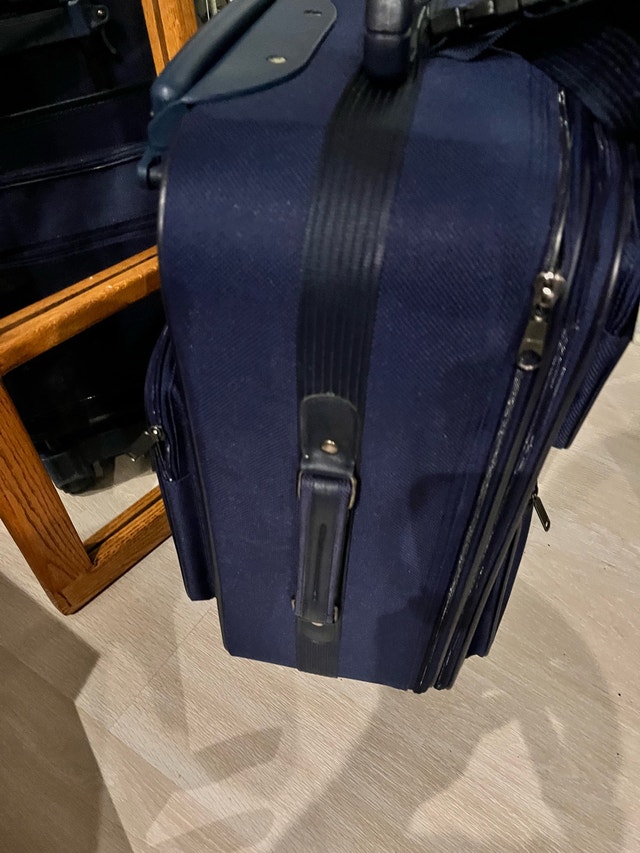 Spirit Rolling Suitcase - photo 2