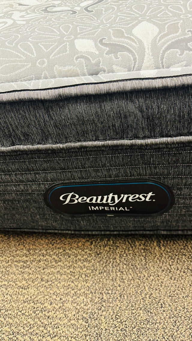BeautyRest Imperial 13” Pillow Top Double Mattress - photo 3