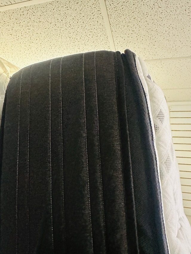 BeautyRest Exceptional 13” Pillow Top King Mattress - photo 2
