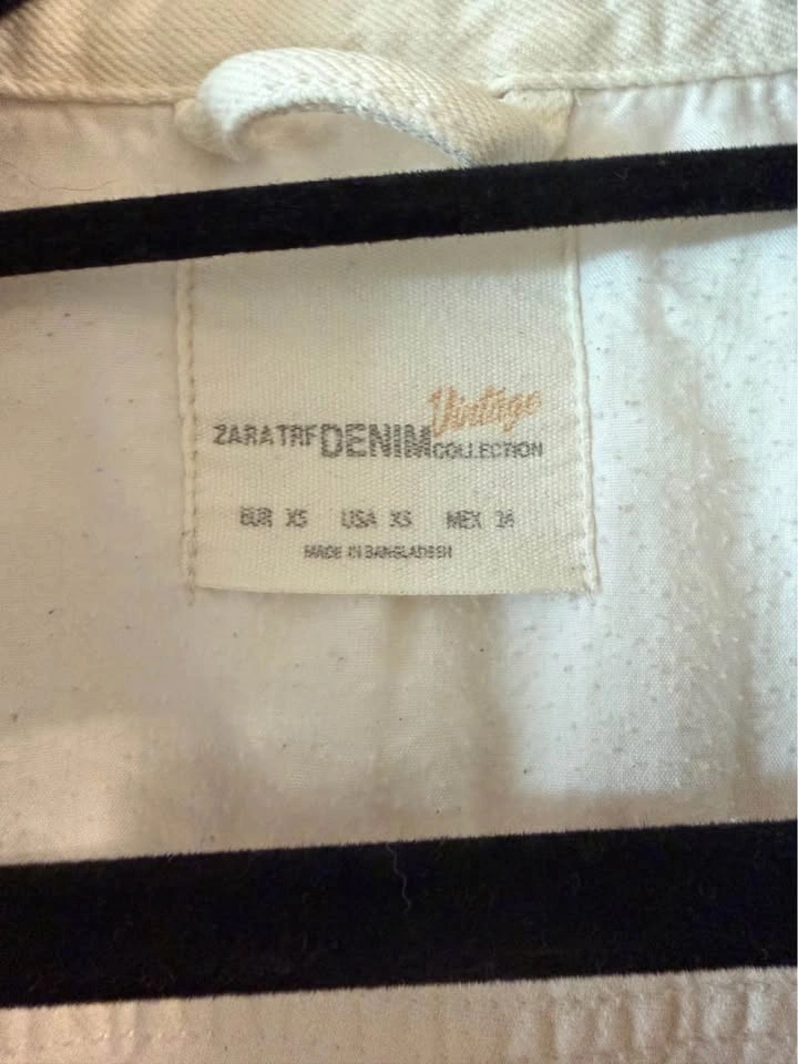 Zara Women’s XS white Jean jacket - photo 2