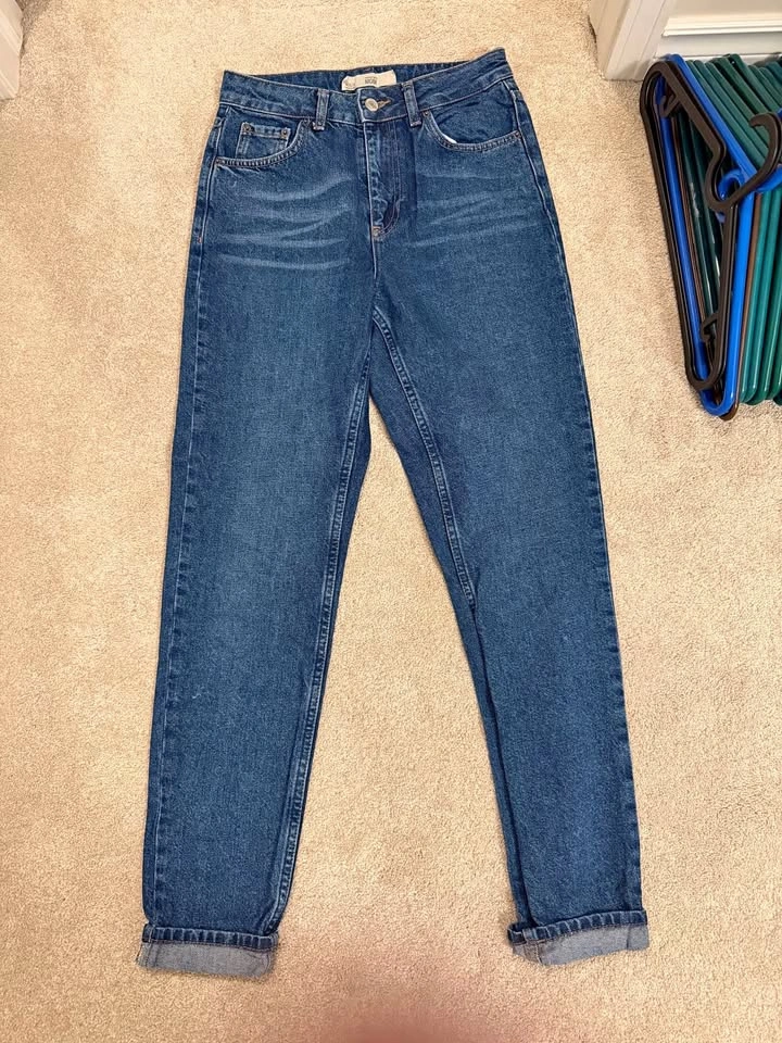 TOPSHOP Mom jeans Size 26