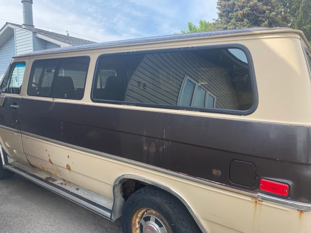 1987 GMC Rally Wagon 3500 (1 Tonne) Van - photo 4