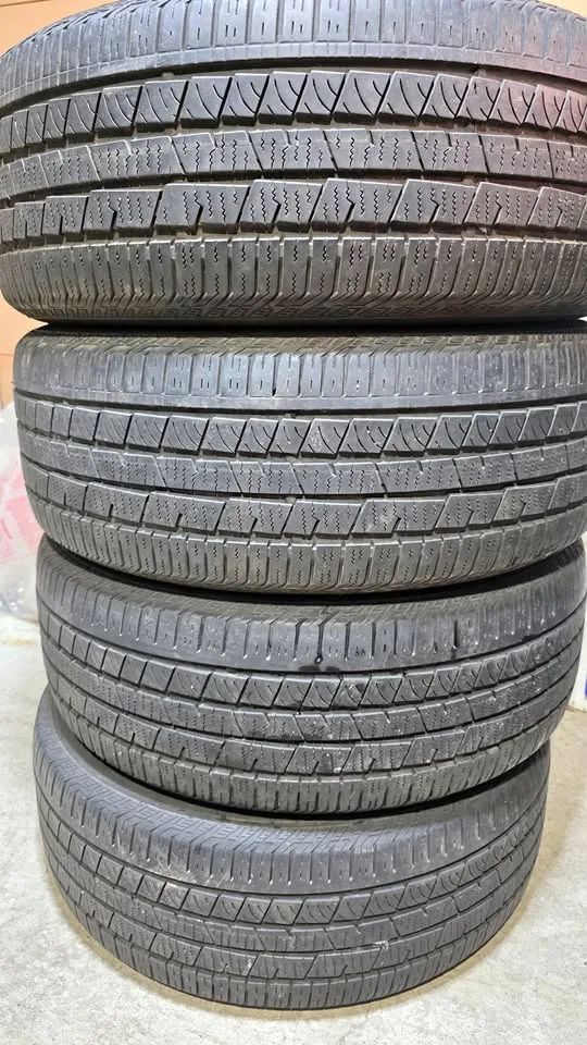 235/55/19 Continental all season tires thumbnail