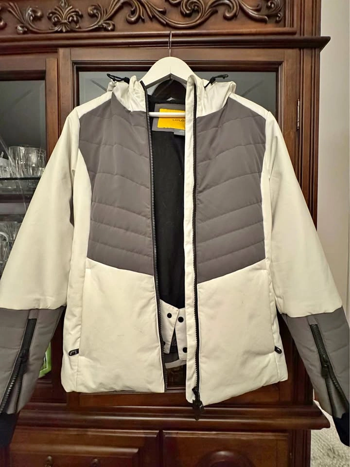LOLË Women's Ski Jacket Size S Canadian brand