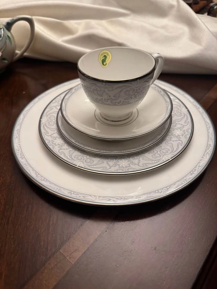 Waterford Fine China Alana 5-Piece Place Setting - photo 5
