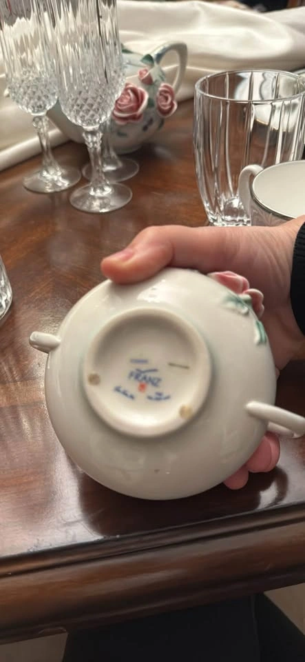 Vintage Ceramic Rose Teapot and Sugar Bowl Set - photo 3