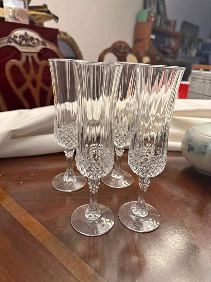 Set of 4 Crystal Champagne Flutes