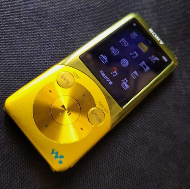 Sony 16GB NW-S755 Digital Audio Player Walkman