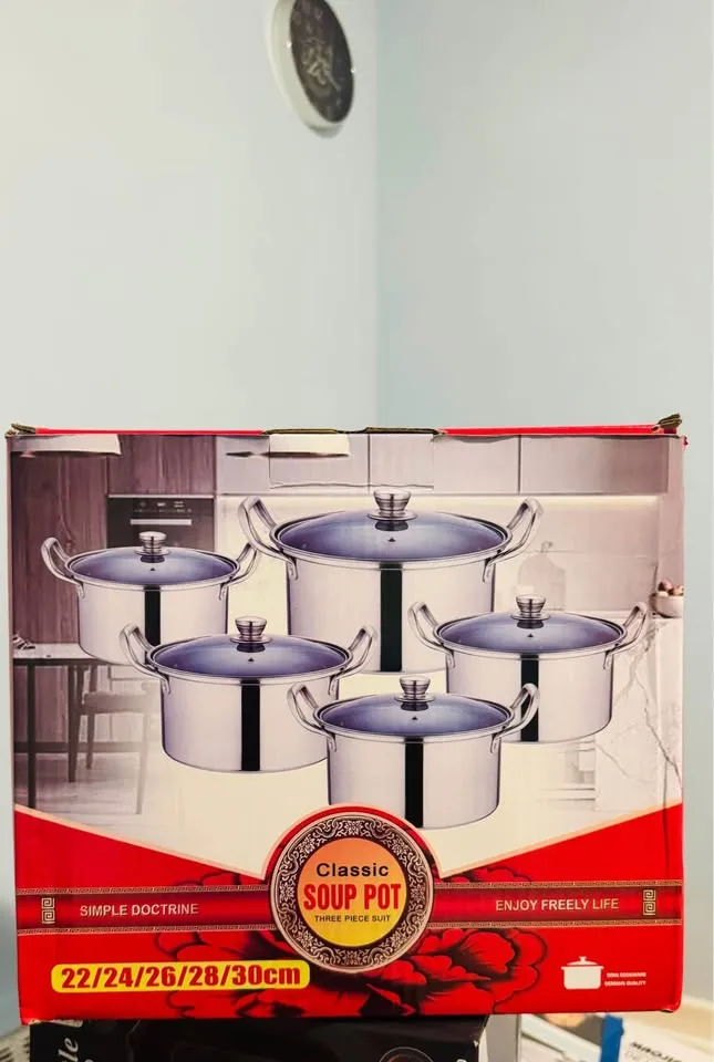 STAINLESS STEEL SOUP POT image indicator(3)