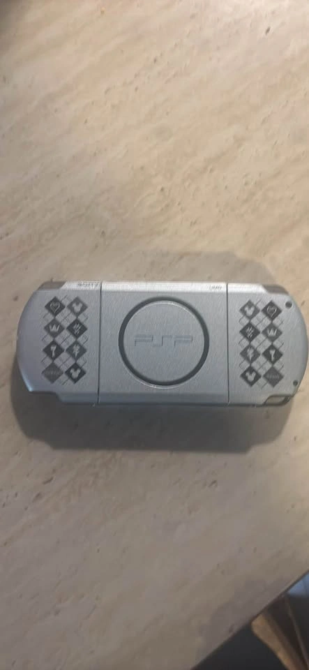 Modded PSP 3000 Kingdom Hearts Edition - photo 2