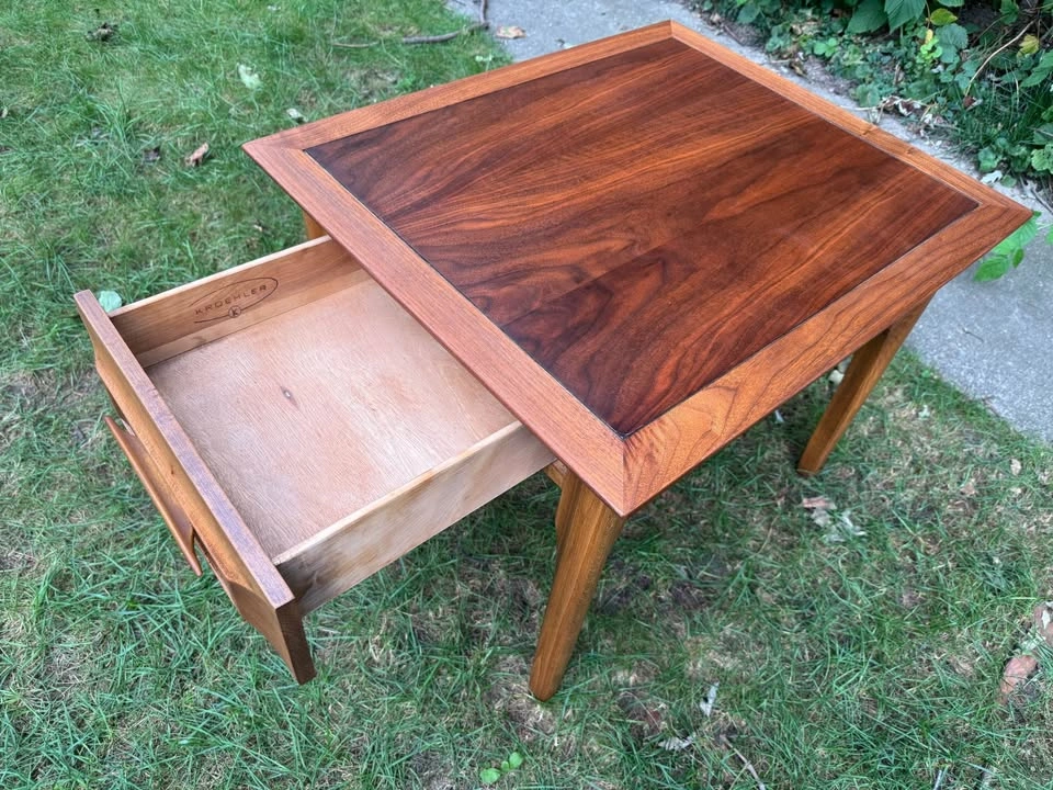 Kroehler Walnut MCM Side Table with Drawer - photo 2
