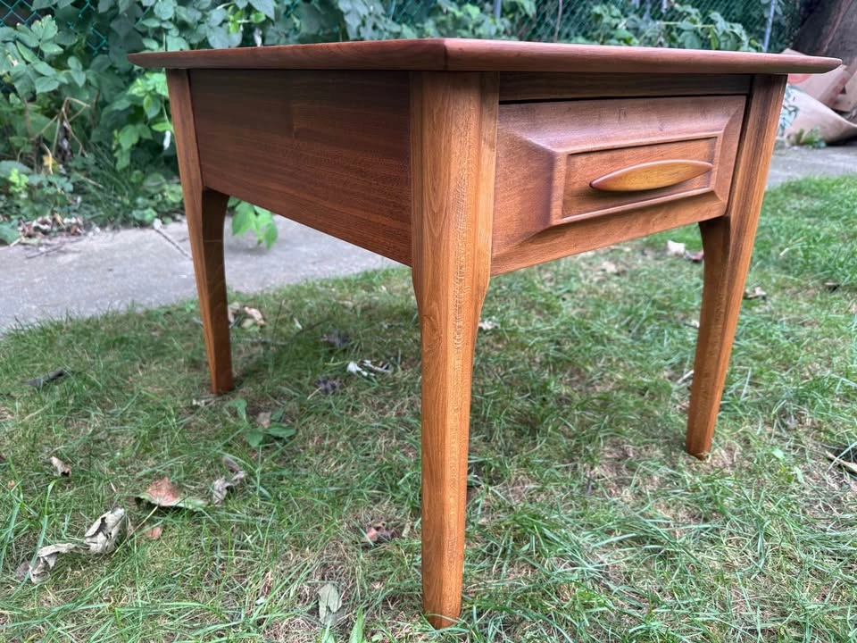 Kroehler Walnut MCM Side Table with Drawer - photo 3