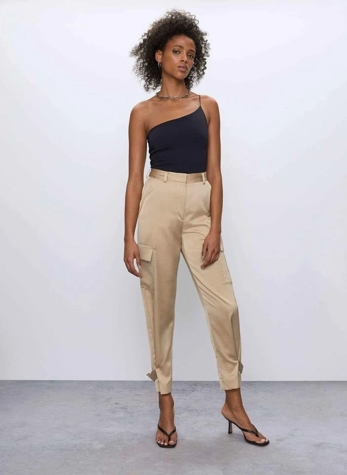 Baton/Aritzia REFINED SATIN CARGO PANT. Size 8 - photo 3