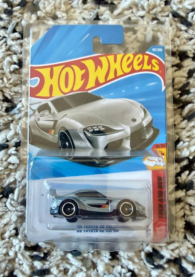 Hot Wheels Toyota GR Supra Set - photo 4