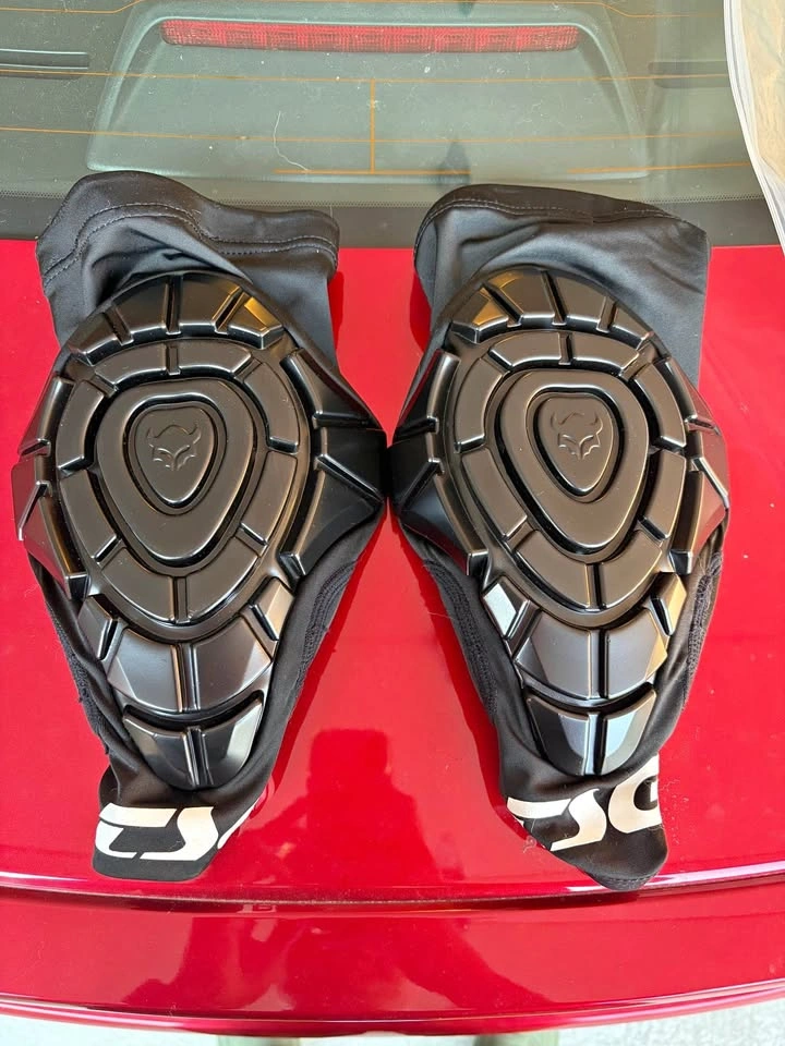 TSG Knee-Sleeve Joint Pads