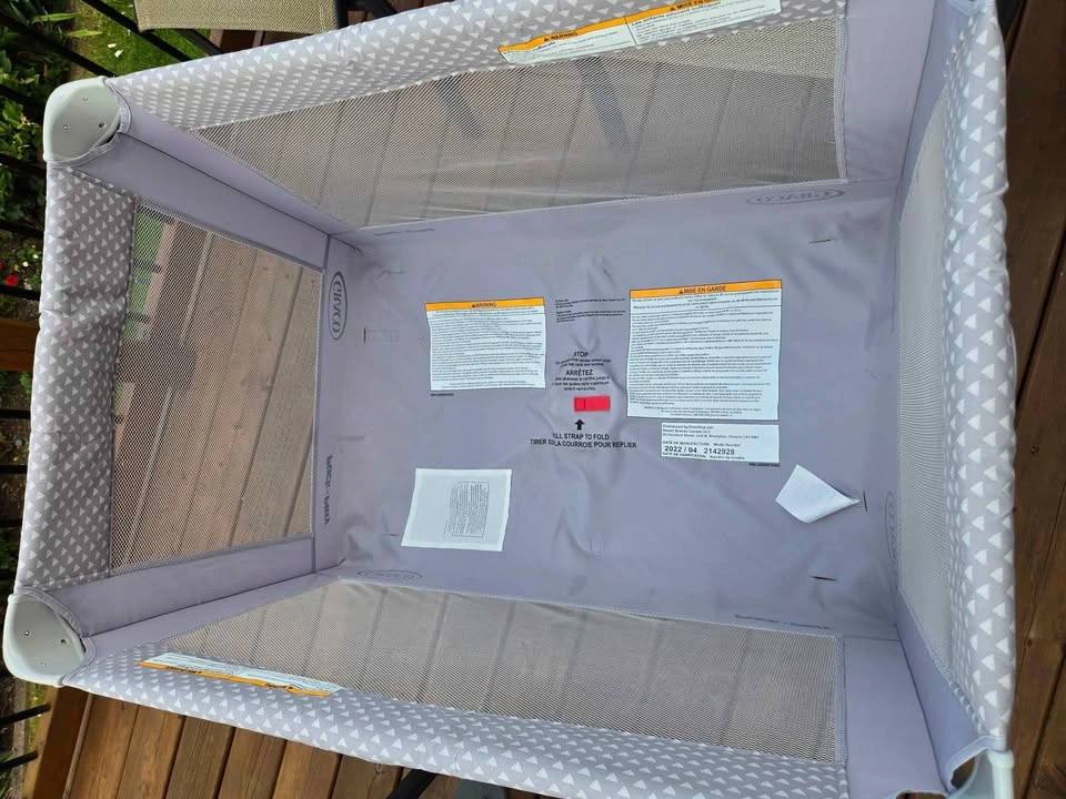 Graco Pack 'n Play portable playard - photo 4
