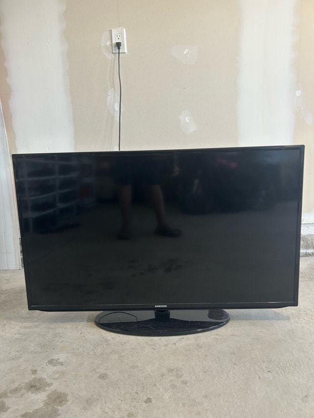 Samsung 46 inch TV