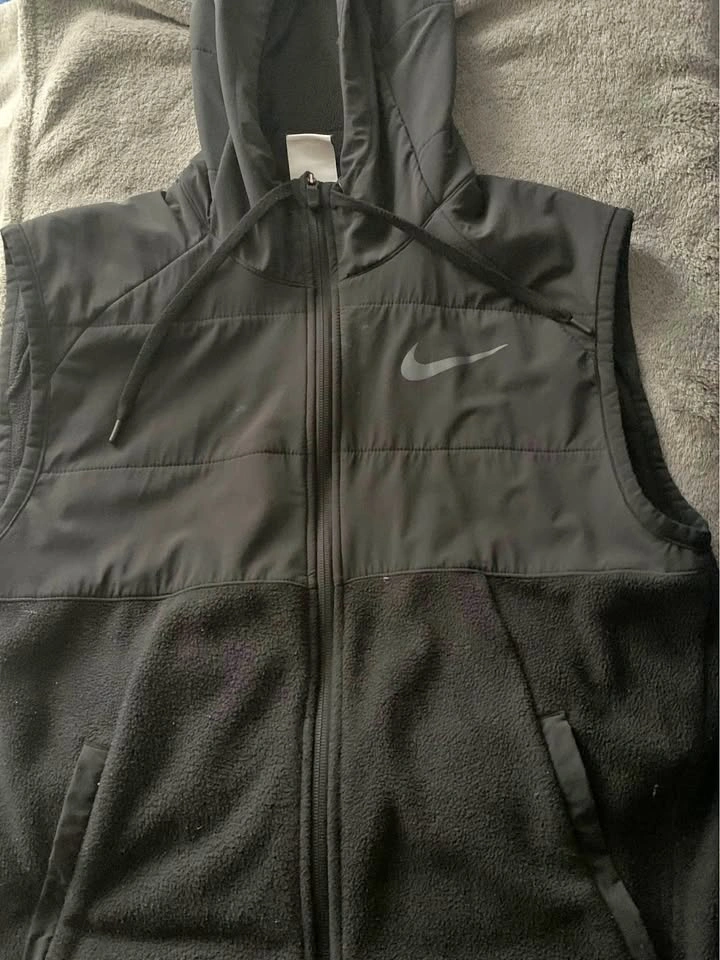 Nike Therma-FIT Hooded Vest