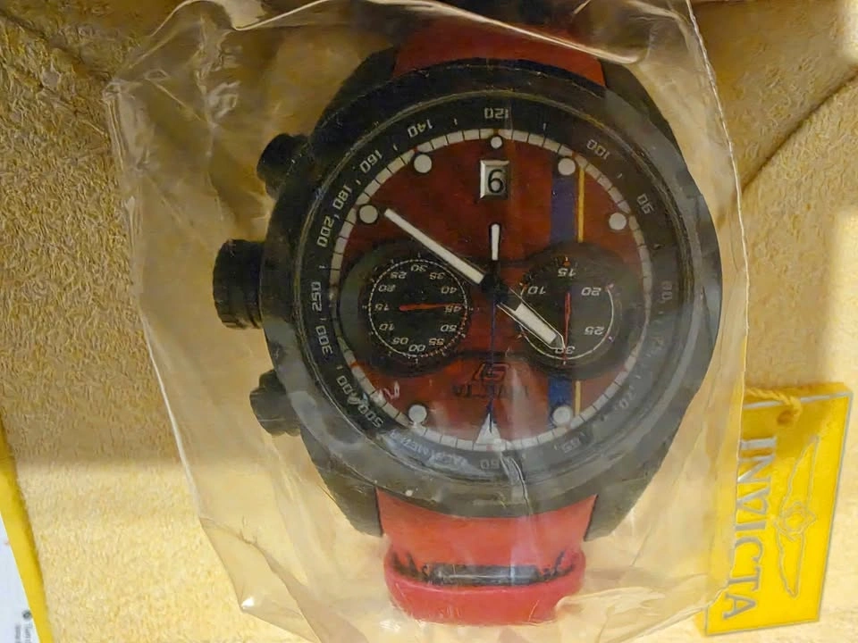 INVICTA RED SPEEDWAY