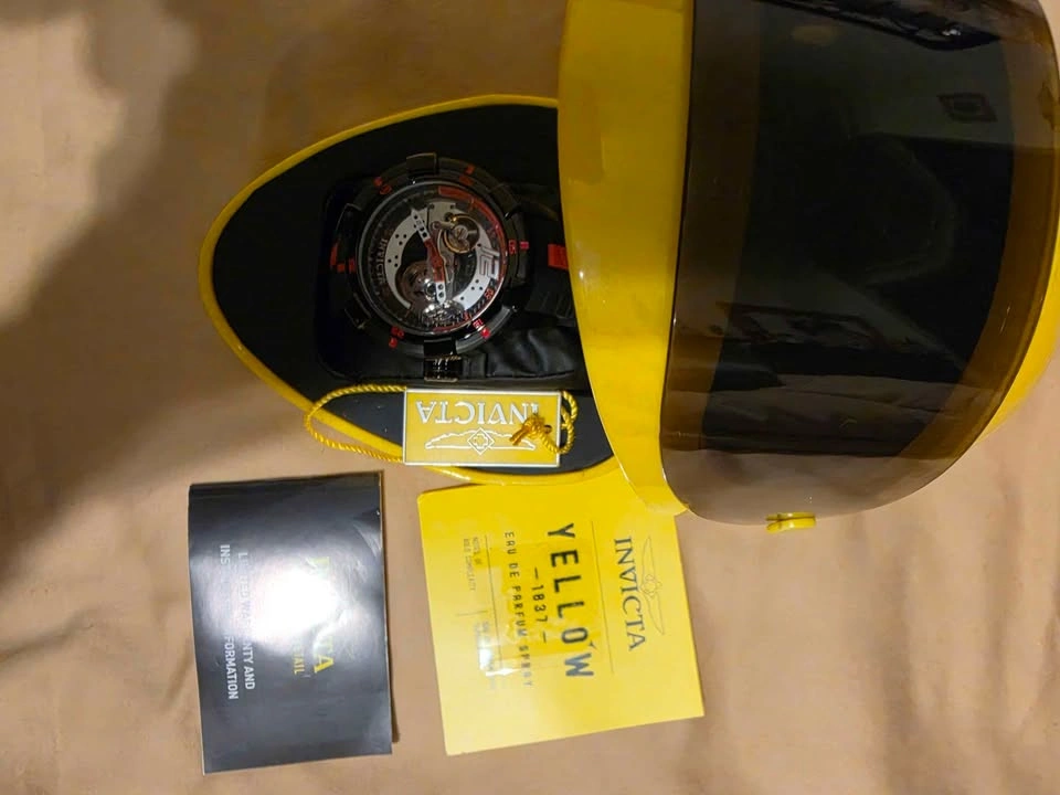 Invicta yellow helmet watch - photo 2