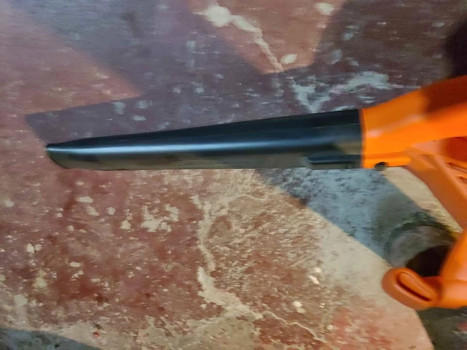 BLACK DECKER LEAF BLOWER NOT CORDLESS