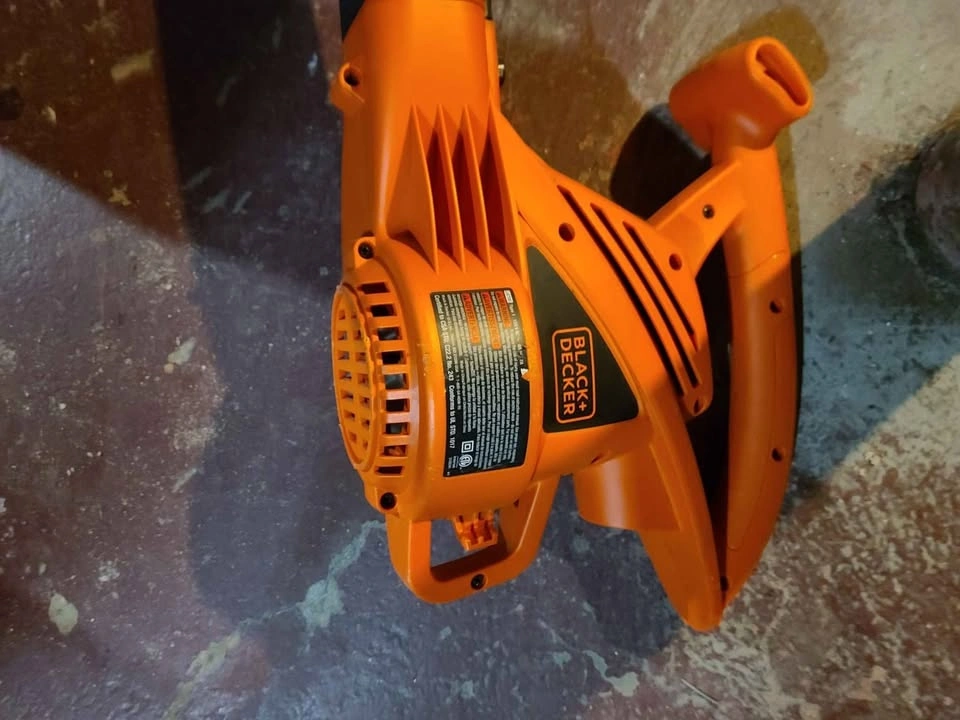 BLACK DECKER LEAF BLOWER NOT CORDLESS - photo 4