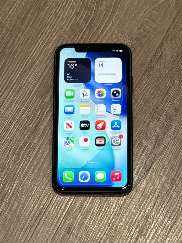 iPhone 11 Unlocked 64GB mint condition