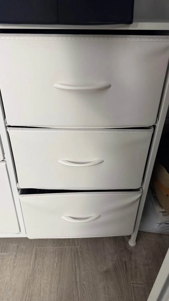 White 5-Drawer Fabric Storage Dresser - photo 3