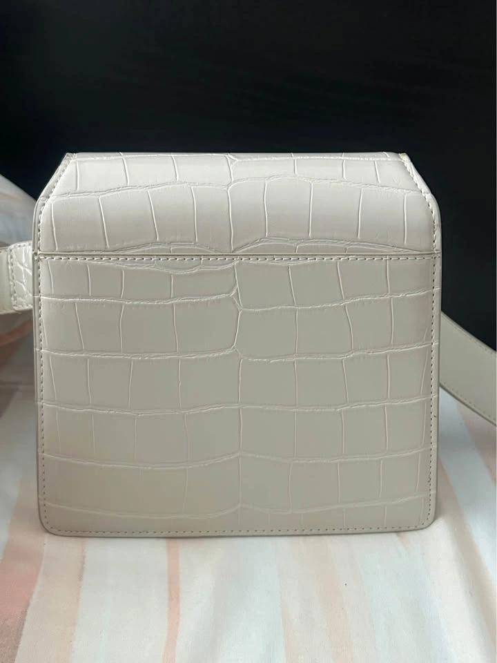 JW PEI Croc-Embossed Shoulder Bag - photo 2