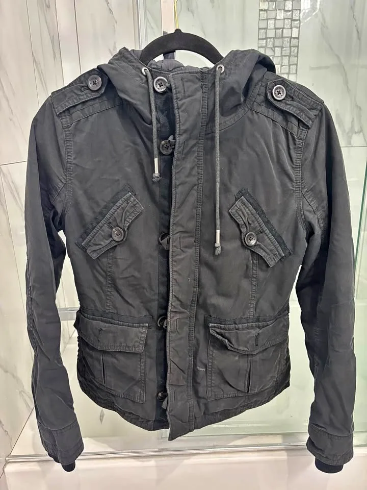 Aritzia Platoon Jacket -SM thumbnail