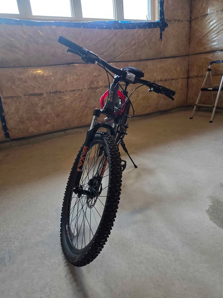 Raleigh Full Suspension Mountain Bike w/ Disc Brakes - photo 2