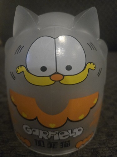 Rare Garfield Frosted Plastic Mug Wash Cup with Cat Tail Handle - photo 5