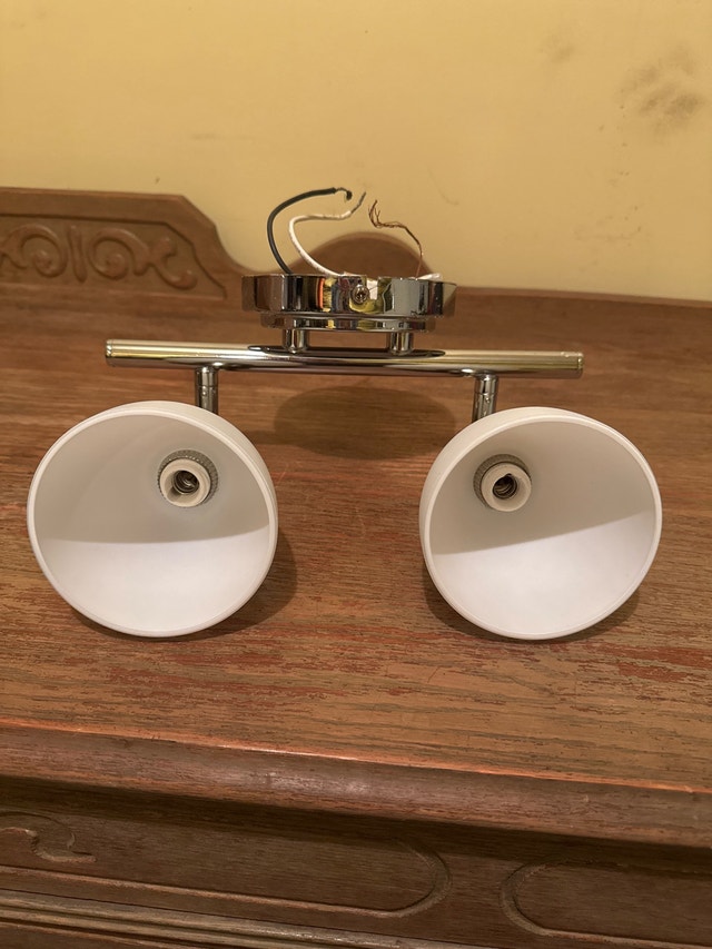 Chrome Double Vanity Light - photo 3