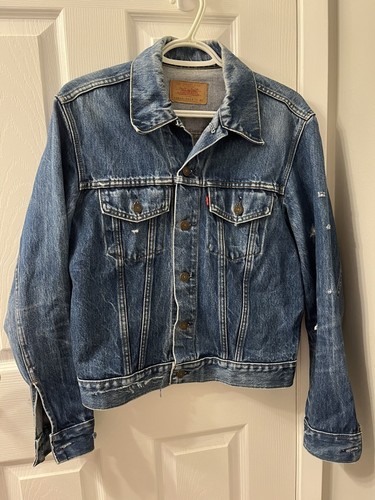 Vintage 80s Levi’s 70506-0217 Denim Trucker Jacket Size 40